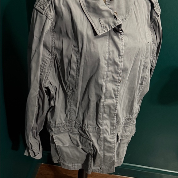 Women's Gray Jacket - Picture 5 of 9